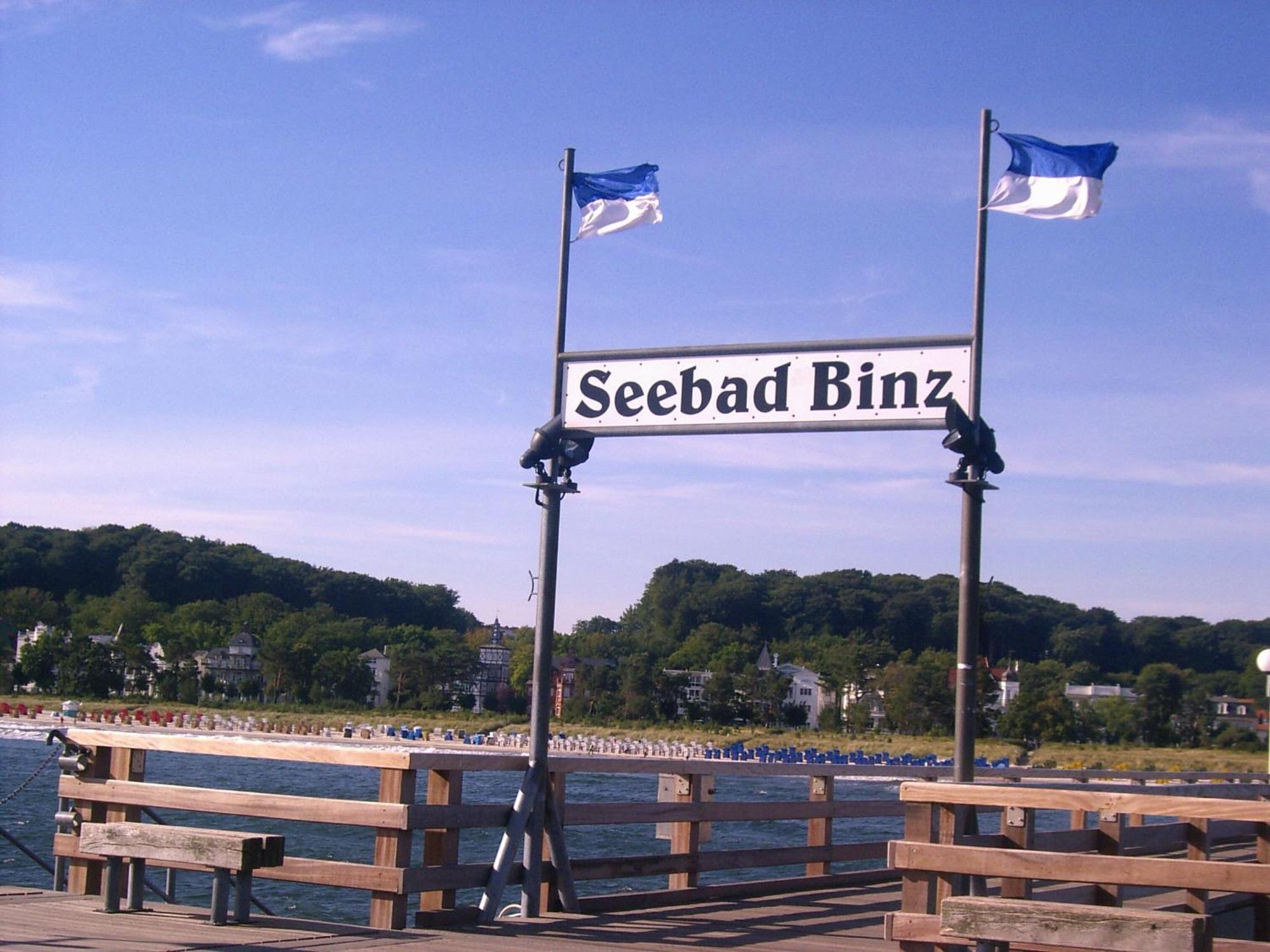 Pension Sanddorn Mit Cafe Carlssons Binz Exterior foto